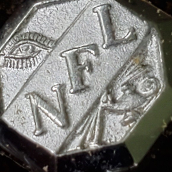 Bastian Brothers BBC Vintage Metal NFL Logo Lapel Jewelry Pin In Case BBC USA - Picture 4 of 12